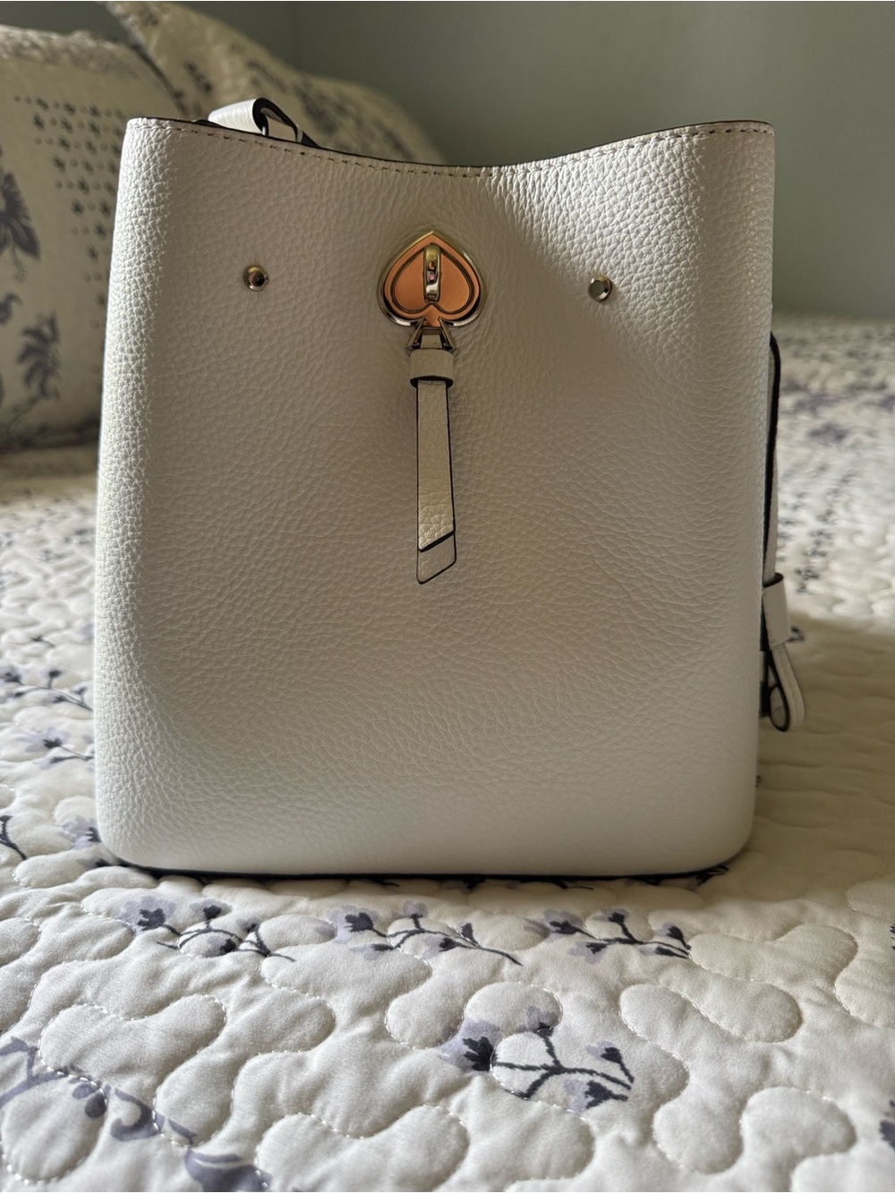 Kate Spade White Leather Bucket Bag with Gold Accent